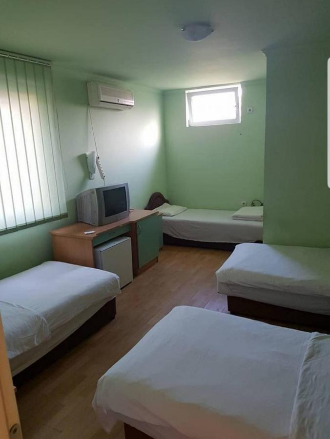 Viktorija Nova Hotel Kanjiza Luaran gambar