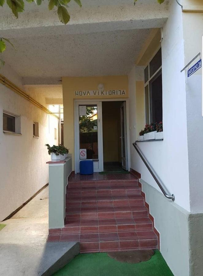 Viktorija Nova Hotel Kanjiza Luaran gambar