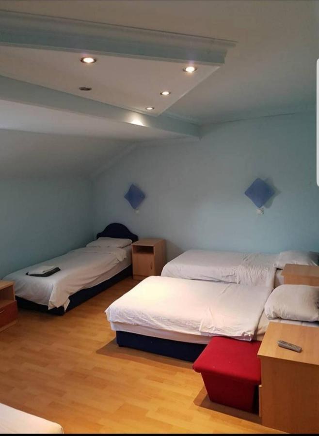 Viktorija Nova Hotel Kanjiza Luaran gambar
